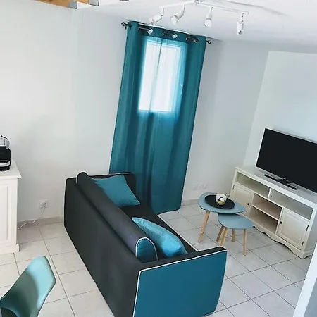 Logement - 4 Pers - 2 Ch - Piscine * Vendres